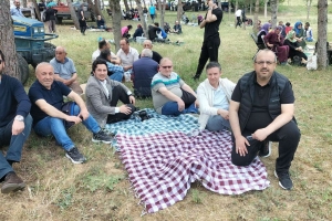 Sakarya İpekyolu Kültür ve Dayanışma Derneği olarak Pamukova ilçemiz Gökgöz mahallesinde düzenlenen Hıdırellez Hayır pilavına katıldık.