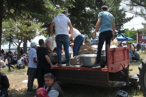 Sakarya İpekyolu Kültür ve Dayanışma Derneği olarak Pamukova ilçemiz Gökgöz mahallesinde düzenlenen Hıdırellez Hayır pilavına katıldık.