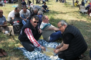 Sakarya İpekyolu Kültür ve Dayanışma Derneği olarak Pamukova ilçemiz Gökgöz mahallesinde düzenlenen Hıdırellez Hayır pilavına katıldık.