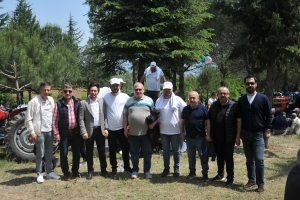 Sakarya İpekyolu Kültür ve Dayanışma Derneği olarak Pamukova ilçemiz Gökgöz mahallesinde düzenlenen Hıdırellez Hayır pilavına katıldık.