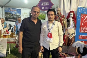 Yüksek İstişare Kurul Başkanımız APEK Başkanı Sabahattin KARASAKAL stantlarımızı ziyaret ettiler. Kendilerine teşekkür ederiz…