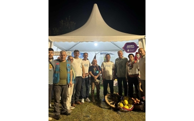 Eşraf Platformu Y.K Başkanı ve Y.İ.K üyemiz, hemşehrimiz Faruk KIR standımızı ziyaret ederek misafirimiz oldular.