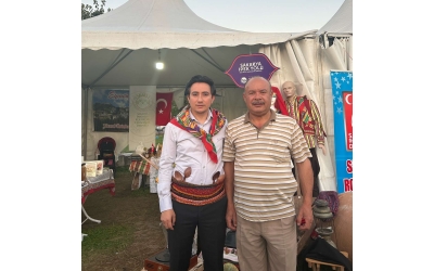 Pamukova Komisyon Üyemiz Kıymetli büyüğümüz, Hüseyin ŞEN standımızı ziyaret etti. 