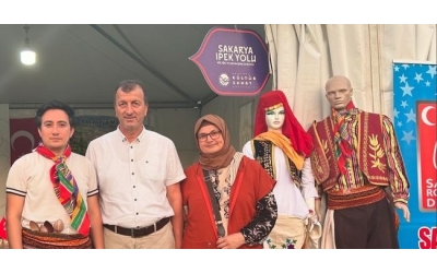 Sakarya Büyükşehir Belediyesi Terminal Müdürümüz Geyveli hemşehrimiz Mustafa ÖREN standımızı ziyaret ettiler. 