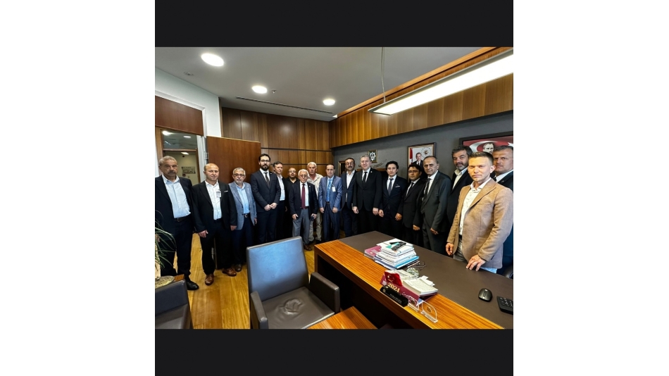 Sakarya Milletvekilimiz, Sn. Ertuğrul KOCACIK vekilimizi TBMM çalışma ofisinde ziyaret ettik. 