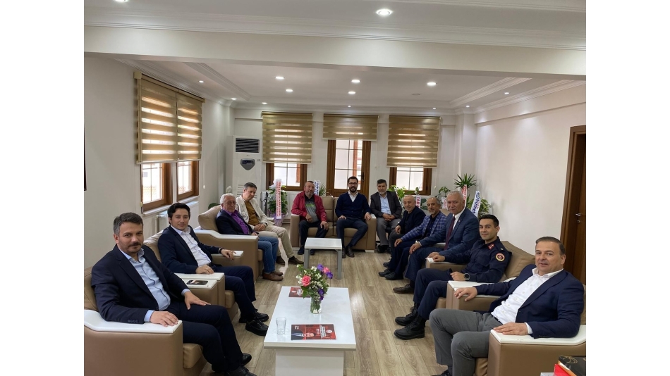 Taraklı Belediye Başkanımızı ziyaret ederek aynı zamanda hayırlı olsun dileklerimizi ilettik.