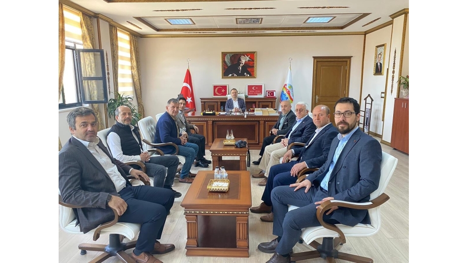 Geyve Kaymakamımız Murat GÜVEN beyefendiyi ziyaret ettik.