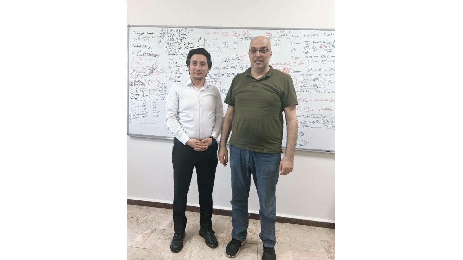 Yüksek İstişare Kurulu üyemiz, Sakarya Üniversitesi Fen Edebiyat Fakültesi Fizik Bölümü Prof. Dr. Adil BAŞOĞLU Hocamızı ziyaret ettik.