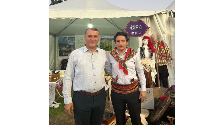 Yüksek İstişare Kurulu Üyemiz Kıymetli büyüğümüz Hayri YÜCE standımızı ziyaret etti.