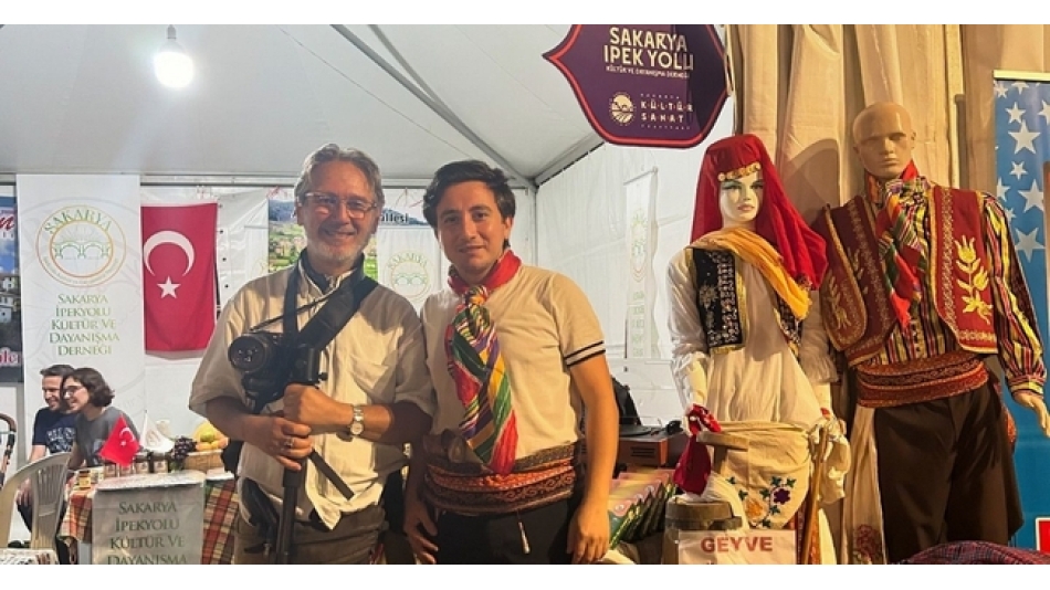 Şehrimizin Fotoğraf Sanatçılarından kıymetli Cihat KÖSEOĞLU bey misafirimizdi, standımızı ziyaret ederek güzel temennilerde bulunmalarından dolayı kendisine teşekkür ederim.