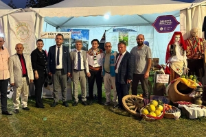 Sakarya Trabzonlular Dernek Başkanı Fehmi ÇELEBİ ve Yönetim Kurulu misafirimizdi. Standımız ziyaret ettiler.