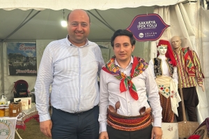 Sakarya Serbest Muhasebeci Mali Müşavirler Odası Başkanı, hemşehrimiz ve Yüksek İstişare Kurulu üyemiz Erdinç ATALAY bey standımızı ziyaret ettiler. 