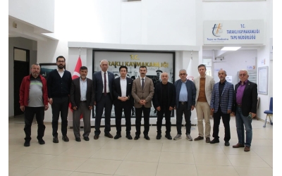 Sakarya İpekyolu Kültür ve Dayanışma Derneği Yeni Yönetim Kurulu olarak resmi kurumlar ziyaretimizin ilk durağı güney bölgemizin Taraklı ilçesi oldu.