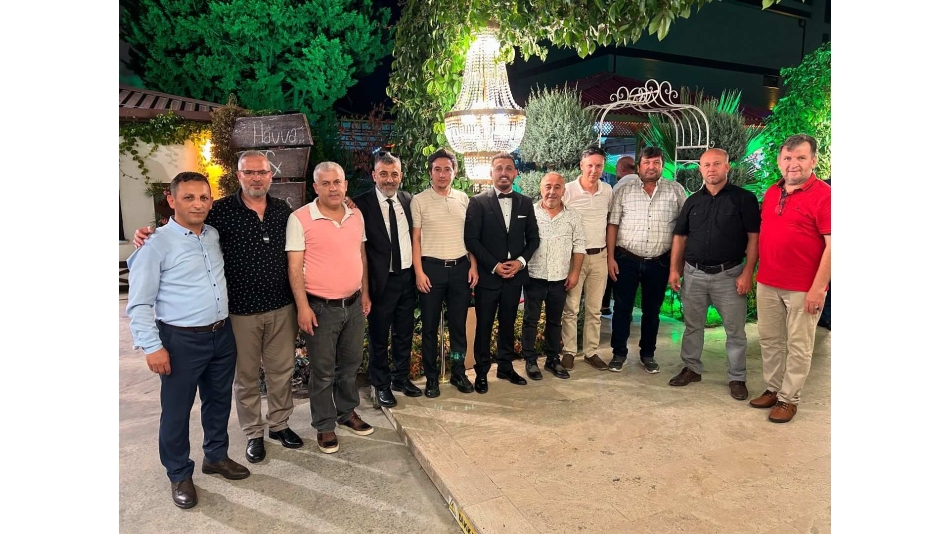 Derneğimiz kurucularından, Yönetim Kurulu Üyemiz, kıymetli Kamil YÜKSEL abimizin evladı Barış YÜKSEL kardeşimizin düğün cemiyetine iştirak ettik. 