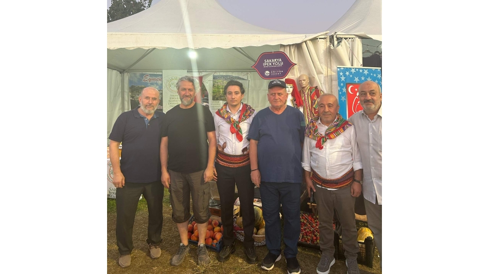 Yüksek İstişare Kurulu Üyemiz Kıymetli büyüğümüz Hayri YÜCE standımızı ziyaret etti.